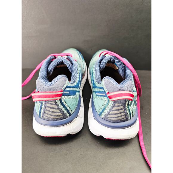 Hoka Women 8 Comfy footwear - Picture 2 of 7